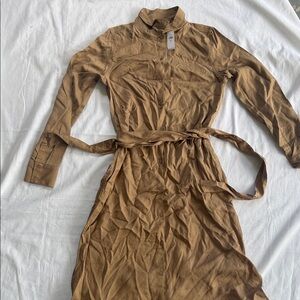 Banana Republic Long Sleeve Dress in Brown